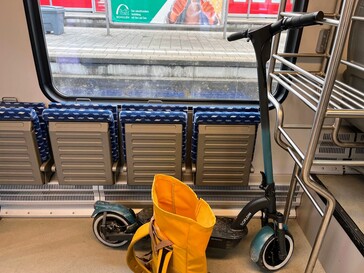 Vi testade också SoFlow-scootern under en resa.