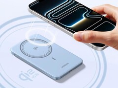 Ugreen's MagFlow Air Magnetic Power Bank (5000mAh, Qi2 15W)