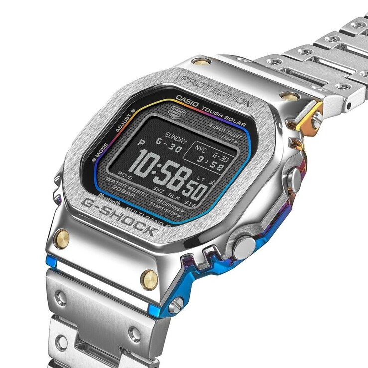Klockan Casio G-Shock GMW-BZ5000RC-1