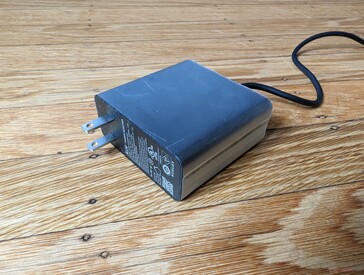 Wall wart 100 W proprietär AC-adapter