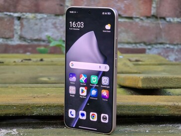 Xiaomi 15T i recension. (Bildkälla: Notebookcheck/Marcus Herbrich)