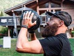 Amazfit's Helio Strap (bilden) får uppdateringsversion 3.2.8.3. (Bildkälla: Amazfit)