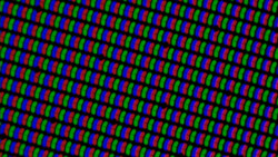 Subpixeluppsättning i en klassisk RGB-matris