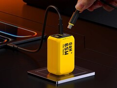 Aohi The Youth 65W Charger (bilden) har släppts i USA. (Bildkälla: Aohi)