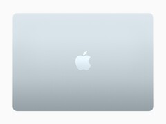 Den kommande prisvärda MacBook kan komma att se ut ungefär som den senaste M4 MacBook Air 13. (Bildkälla: Apple)