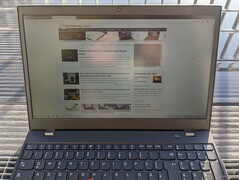 Användning av ThinkPad L15 G2 utomhus