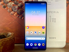 Sony Xperia 1 VII kommer med Snapdragon 8 Elite och 12 GB RAM och är endast tillgänglig med 256 GB lagringsutrymme. (Bildkälla: Notebookcheck)