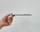 Infinix Hot 60 Pro+ verkar ha en trippelkamerainställning på baksidan. (Bildkälla: UniverseIce på X)
