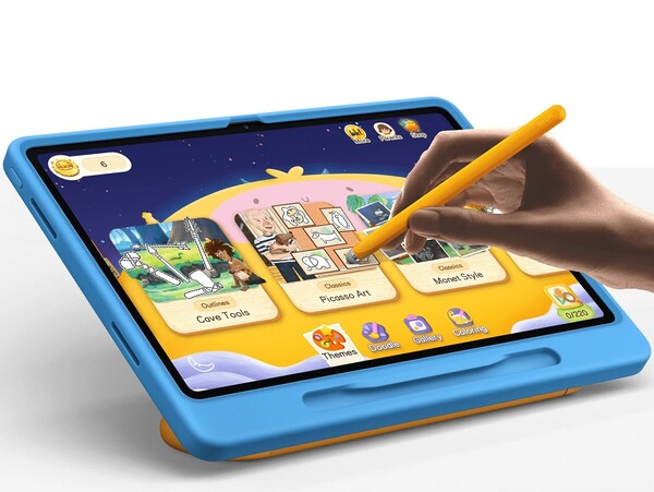 Redmi Pad 2 Play Bundle levereras med ett skyddsfodral i silikon och en batterilös stylus. (Bildkälla: Xiaomi)