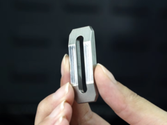 Makera Z1 titanbearbetning ger imponerande resultat. (Bildkälla: Makera på YouTube)