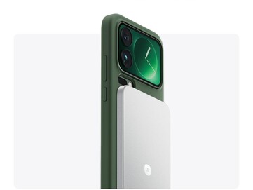 Den stöder trådlös laddning med 20 W på Xiaomi-telefoner
