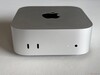 Framsida: 2x USB-C 3.2 Gen. 2 (10 Gbps), 3,5 mm stereo