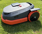 Segway Navimow X3 kommer med ett brett utbud av funktioner. (Bildkälla: Marcus Schwarten / Notebookcheck)