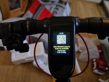 Uppackning av Ninebot F3 Pro