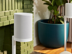 Era 100 SL monterad på ett Sonos-stativ.