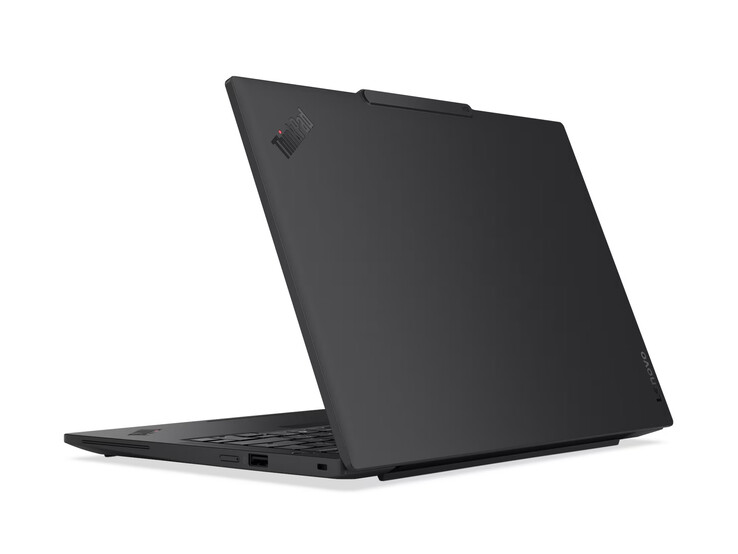 ThinkPad X13 Gen 7 väger bara 964 g med sitt 54,7 Wh-batteri med högre kapacitet.