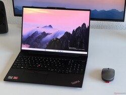 I recension: Lenovo ThinkPad E16 G1 AMD. Testmodell med tillstånd av: