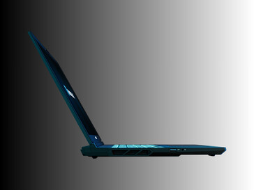 Maingear Super 16 gaming laptop från sidan (Bildkälla: Maingear PR)