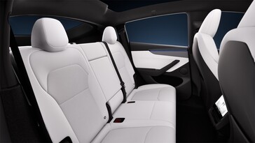 Model Y Premium med svart takhimmel.