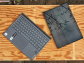 Lenovo Yoga Duet 7 13IML05 med en Core i5-10210U och aktiv kylning