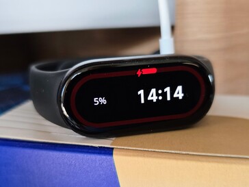 Xiaomi Smart Band 10 Laddning