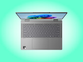 IdeaPad 5 2-i-1 14Q8Y11 väger 1,4 kg med sin IPS-skärm.