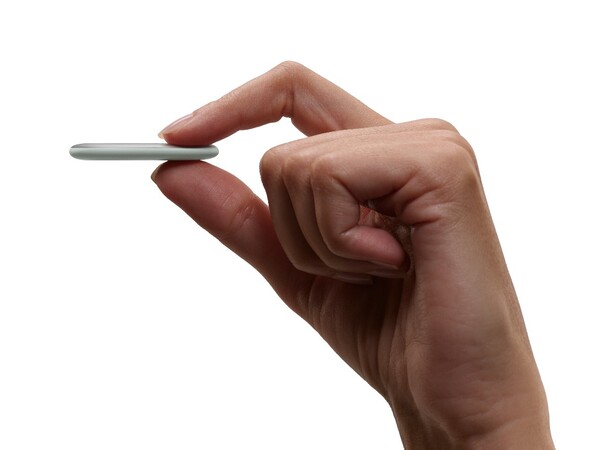 Pixel-taggen är 5,4 mm tjock.