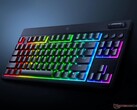 Razer BlackWidow V4 TKL lågprofilstangentbord visas i vinkel (Bildkälla: Razer PR)