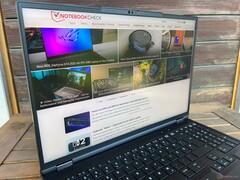 Utomhus (solig dag, inget direkt solljus)