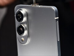 Galaxy S25 Edge kan bli dyrare än vad tidigare rykten antytt. (Bildkälla: @r3dash)