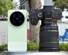 Vivo X300 Ultra tar upp kampen mot Sony Alpha A7-kameran med en fullformatsensor och ett dyrt objektiv