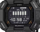 Casio G-Shock Mudman GDG-B100-klocka med röd och vit digital display mot ett kargt bergslandskap.