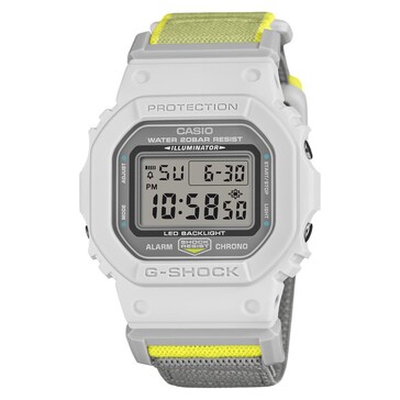 G-Shock DW-5600MNC-7A8 med vit ram
