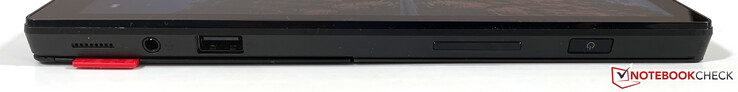 Höger: 3,5 mm stereo, USB-A 2.0, volymknapp, strömbrytare