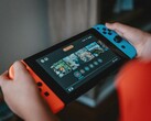 En bild av Nintendo Switch-konsolen i bruk