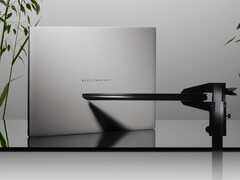 Asus nya Zenbook S14 väger bara 1,2 kg.