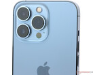Apple senast användes Sky Blue på en iPhone för sin iPhone 13 Pro-generation. (Bildkälla: Notebookcheck)