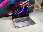Utmärkt 15-tums multimedia-bärbar dator med 1 100 nits OLED - Lenovo Yoga Pro 7i Aura Edition Review