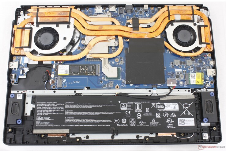 MSI Crosshair 18 HX AI stöder 2x DDR5 SODIMM och 2x M.2 2280 SSD-uppgraderingar