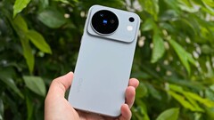 Vivo X500 förväntas ha ett stort batteri på 7500 mAh och chipsetet Dimensity 9600M (bild: vivo X500)