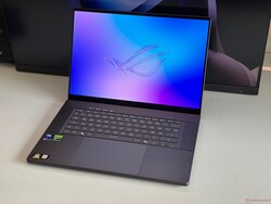 90,4 % i betyg: Asus ROG Zephyrus G16 GU606AW