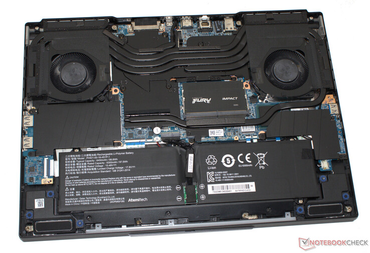 XMG Neo 16 (E24)-maskinvara