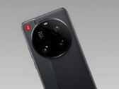 En läckare antyder en riktig optisk zoomkamera för Xiaomi 17 Ultra, medan Oppo Find X9 Ultra sannolikt kommer att hålla sig till dubbla periskop-telefotolinser (Bildkälla: Ace100xd)