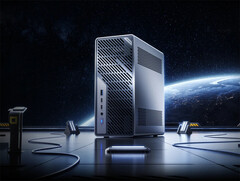 Minisforum MS-02 Ultra väger cirka 3,45 kg innan ett stationärt grafikkort ingår. (Bildkälla: Minisforum)