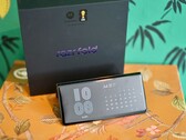 Motorola Razr Fold är en lyckad debut, men Motorola spelar på säkerhet på många områden.