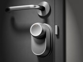 Den silverfärgade SwitchBot Lock Ultra (bilden) kan nu förbeställas. (Bildkälla: SwitchBot)