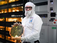 AMD kan använda Intel Foundry, en medarbetare till den senare bilden, för vissa av sina chips (bildkälla: Intel)