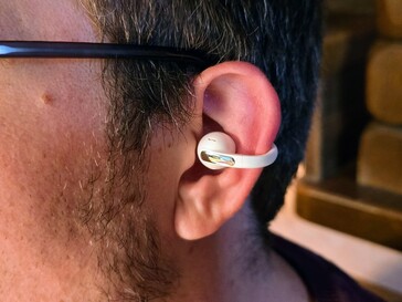 Baseus MC1 Pro med öronkrokar i titan