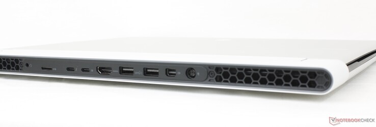 Baksida: 3,5 mm headset, 1x USB-C m/ Thunderbolt 4 + USB4 + PD + DisplayPort 1.4, 1x USB-C 3.2 Gen. 2 m/ PD + DisplayPort 1.4, HDMI 2.1, 2x USB-A 3.2 Gen. 1, Mini DisplayPort 1.4, nätadapter