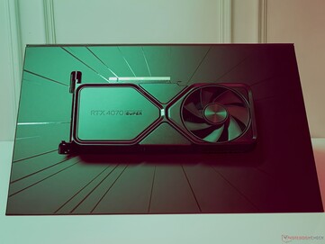 Nvidia GeForce RTX 4070 Super Founders Edition - Förpackning